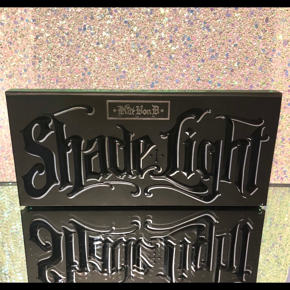 Kat Von D Shade & Light Contour Palette (like new)